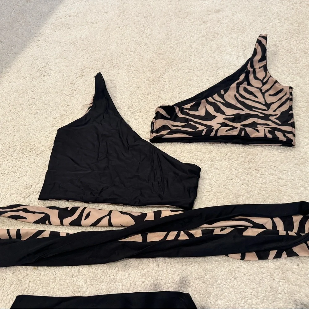 Baiia Reversible Black & Beige Zebra Wrap bikini - Picture 4 of 6